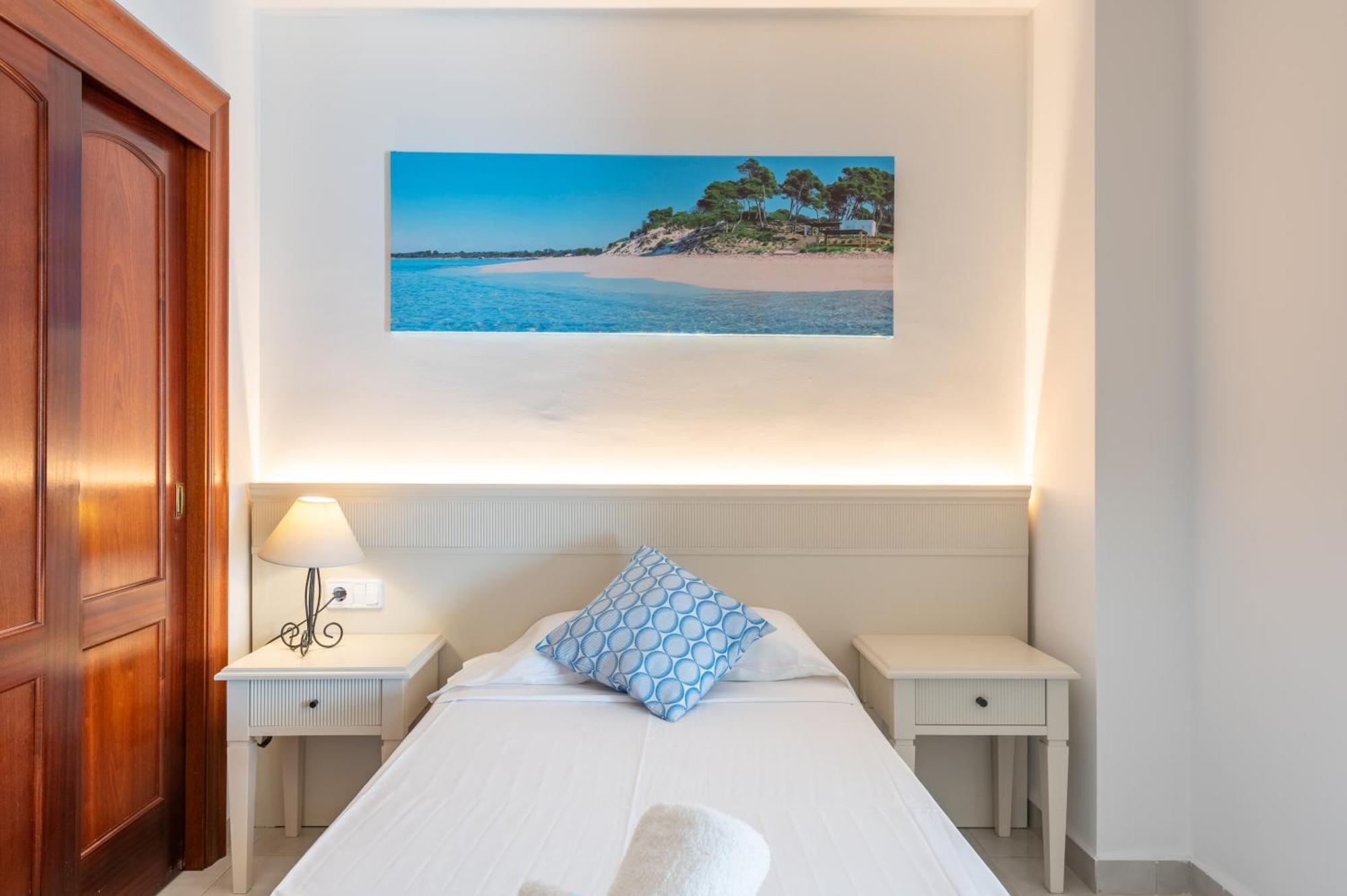 Hotel Martorell By Mhr Colonia de Sant Jordi Екстер'єр фото