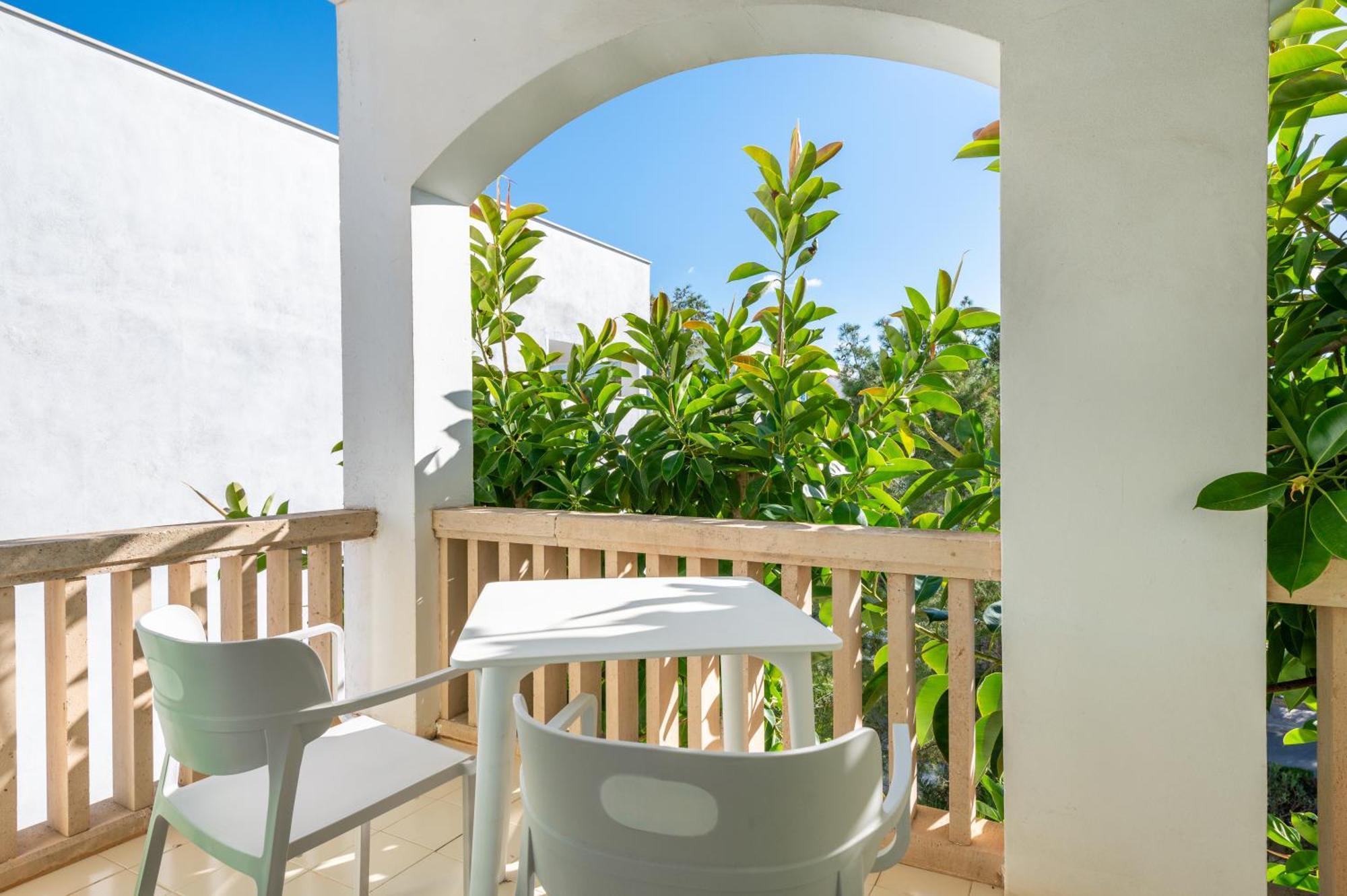 Hotel Martorell By Mhr Colonia de Sant Jordi Екстер'єр фото