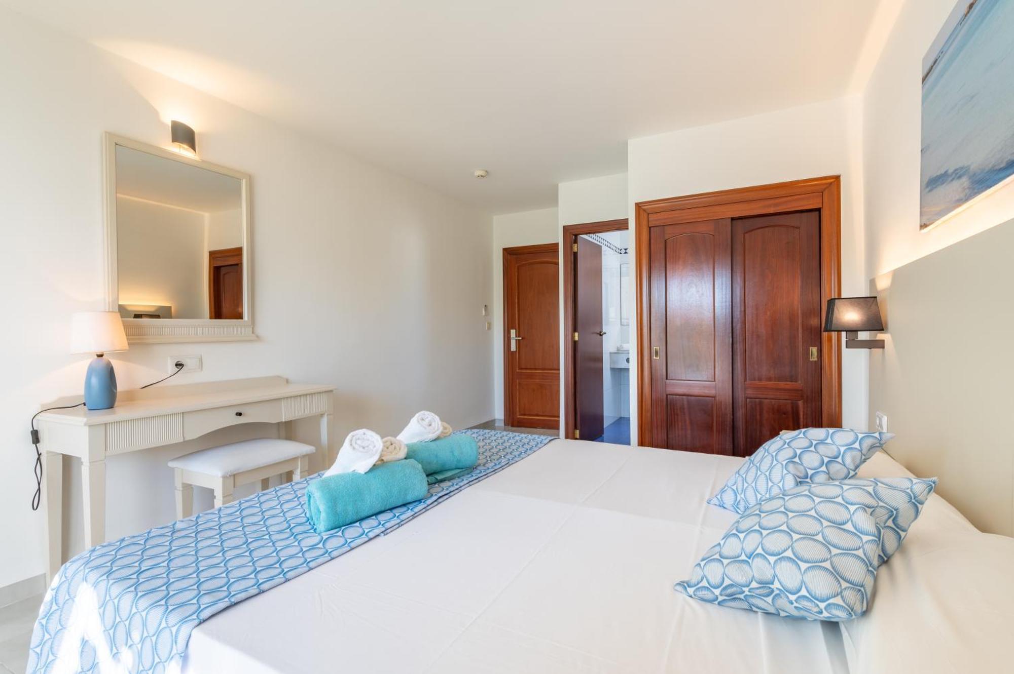 Hotel Martorell By Mhr Colonia de Sant Jordi Екстер'єр фото